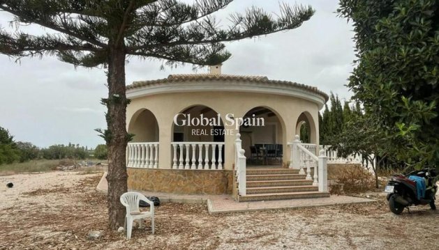 VILLA - Wiederverkauf - DAYA VIEJA -
                Costa Blanca