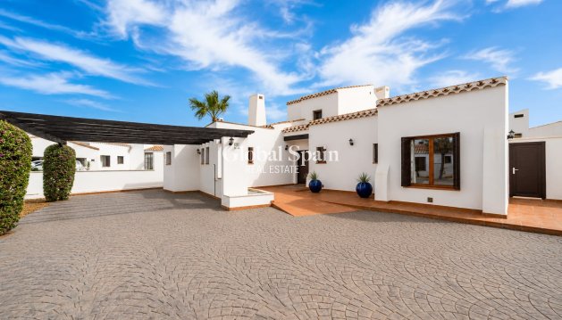 VILLA - Wiederverkauf - El Valle Golf Resort -
                Inland