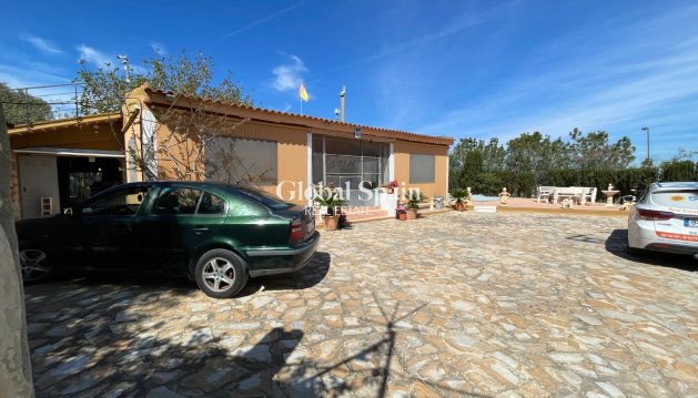 VILLA - Wiederverkauf - GUARDAMAR DEL SEGURA -
                Costa Blanca