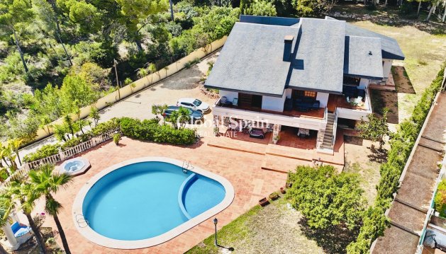 VILLA - Wiederverkauf - LA NUCÍA -
                Costa Blanca