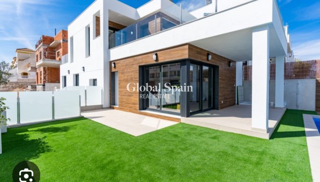 VILLA - Wiederverkauf - LOS MONTESINOS -
                Costa Blanca