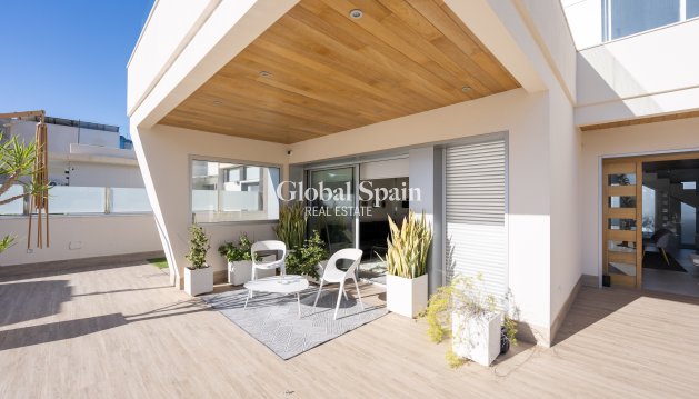 VILLA - Wiederverkauf - ORIHUELA COSTA -
                Costa Blanca