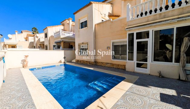 VILLA - Wiederverkauf - SAN MIGUEL DE SALINAS -
                San Miguel de Salinas