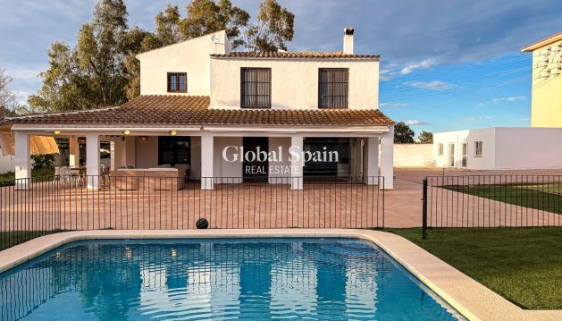 VILLA - Wiederverkauf - SANTA POLA -
                El Poble Llevanti