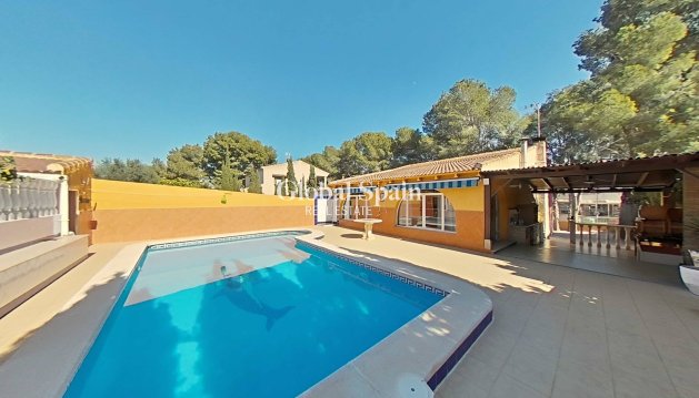VILLA - Wiederverkauf - TORREVIEJA -
                LOS BALCONES - LOS ALTOS