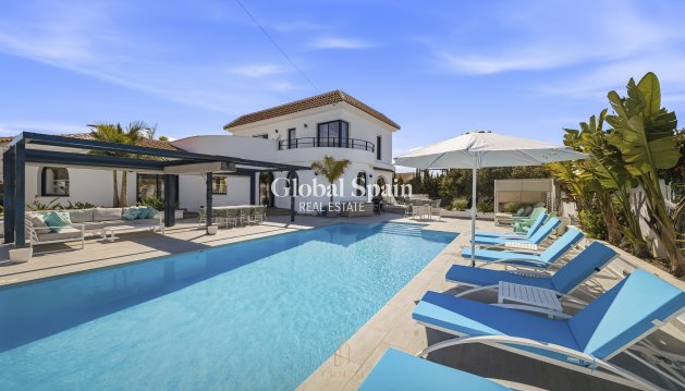 VILLA - Wiederverkauf - TORREVIEJA -
                San luis