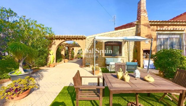 VILLA - Wiederverkauf - TORREVIEJA -
                Torreblanca