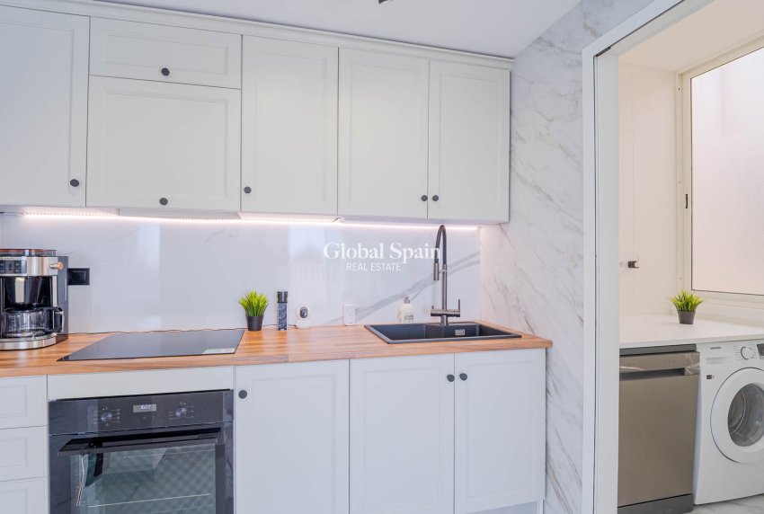 Wederverkoop - 1. Appartement / flat -
ORIHUELA COSTA - Playa Flamenca