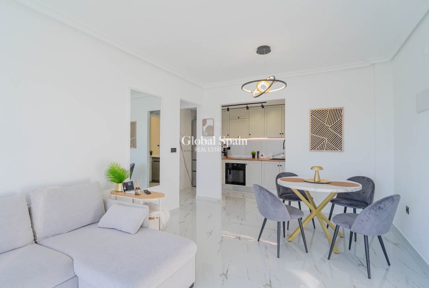 Wederverkoop - 1. Appartement / flat -
ORIHUELA COSTA - Playa Flamenca