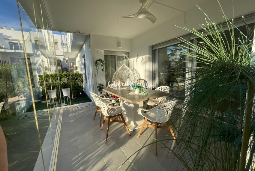 Wederverkoop - 1. Appartement / flat -
ORIHUELA - Vistabella Golf