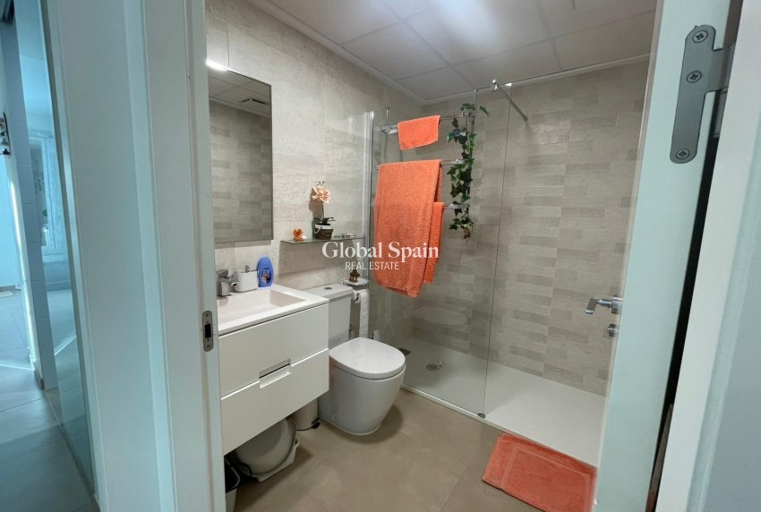 Wederverkoop - 1. Appartement / flat -
ORIHUELA - Vistabella Golf