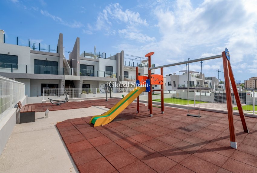 Wederverkoop - 1. Appartement / flat -
SAN MIGUEL DE SALINAS - Costa Blanca South