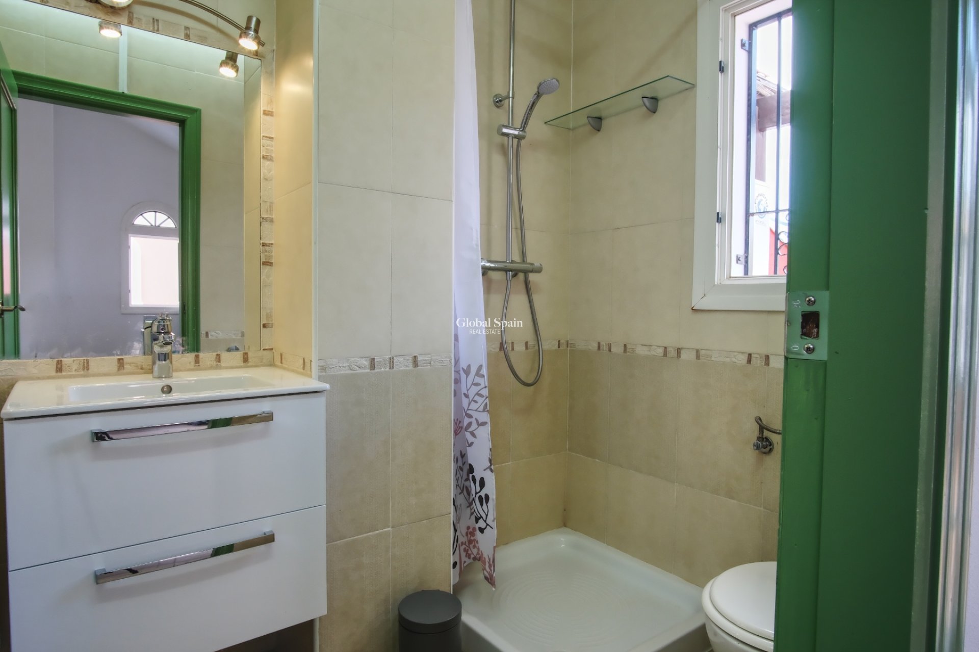 Wederverkoop - 3. Halfvrijstaande villa -
ORIHUELA COSTA - Costa Blanca South