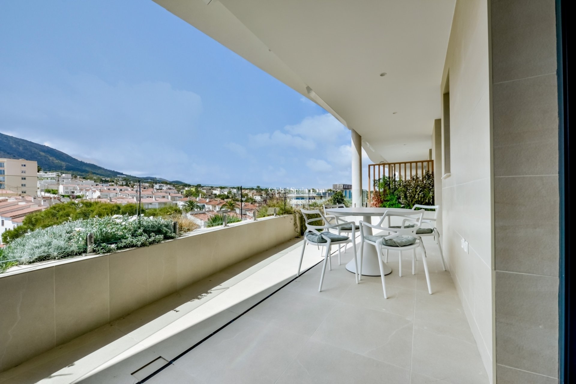 Wederverkoop - APPARTEMENT -
ALFAZ DEL PI - Albir