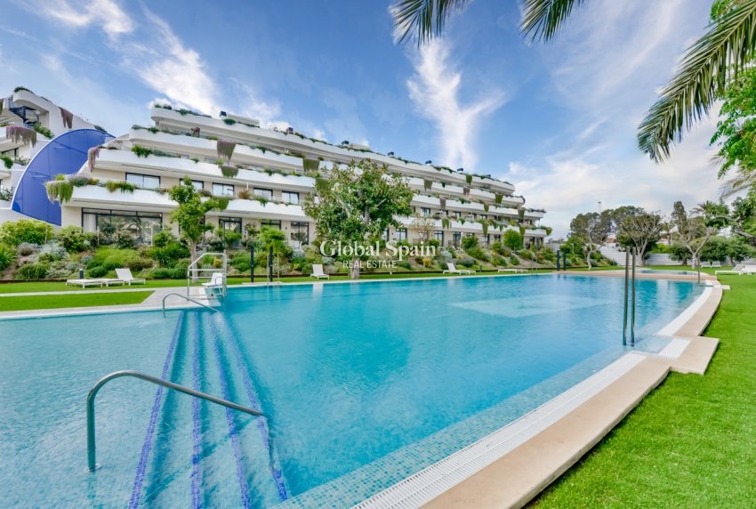 Wederverkoop - APPARTEMENT -
ALFAZ DEL PI - Albir