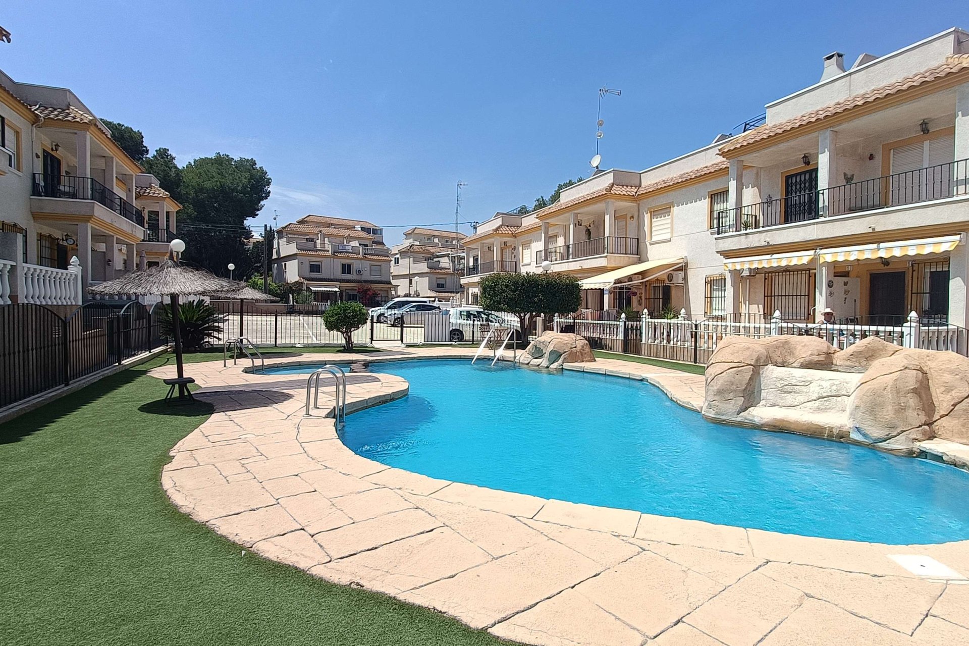 Wederverkoop - APPARTEMENT -
ALGORFA - Algorfa - Montemar