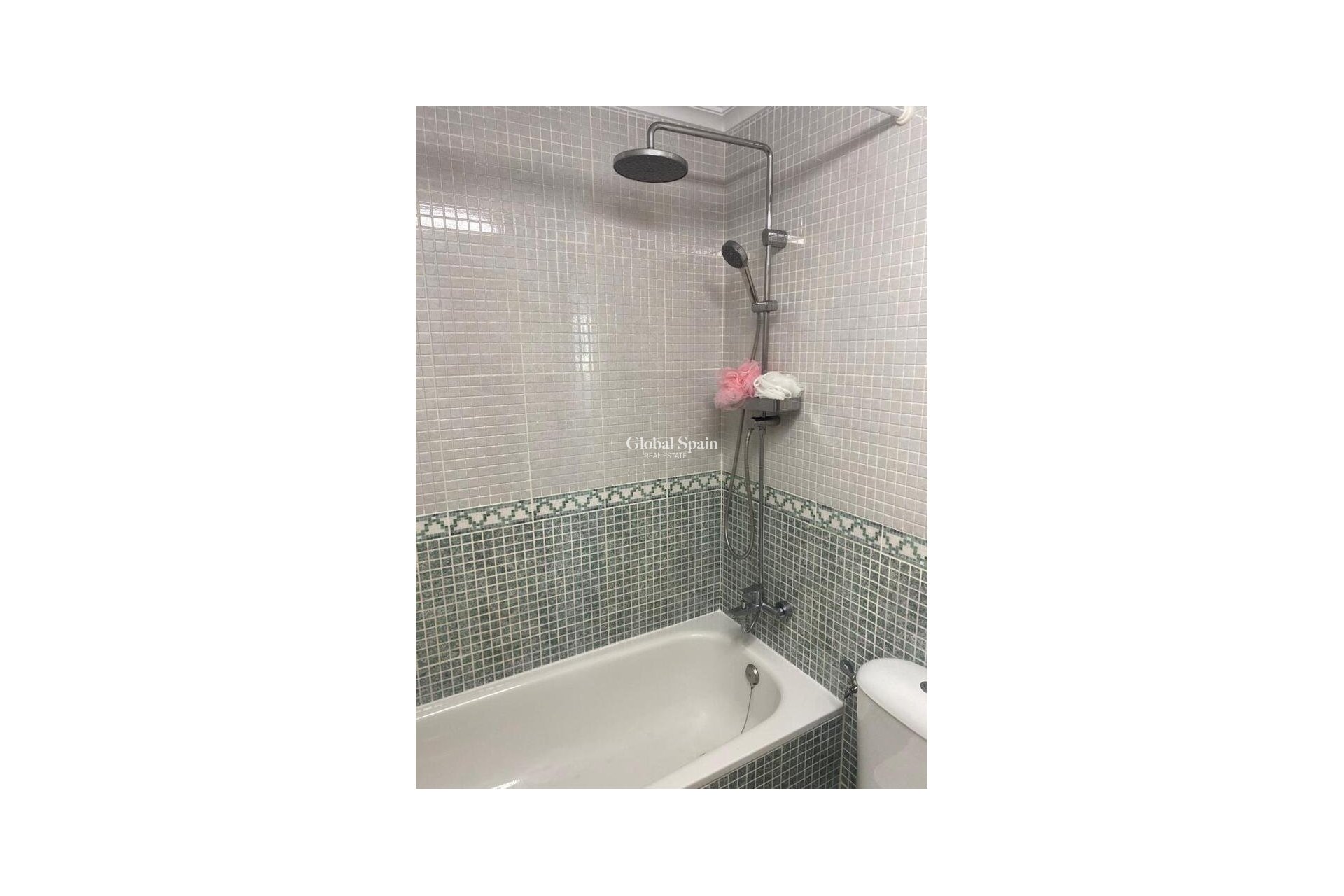 Wederverkoop - APPARTEMENT -
ALGORFA - Costa Blanca