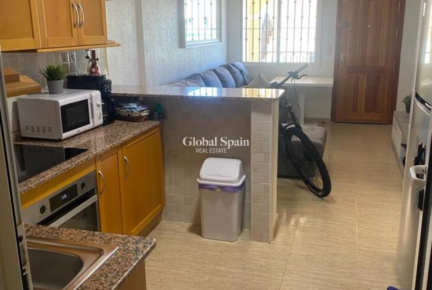 Wederverkoop - APPARTEMENT -
ALGORFA - Costa Blanca