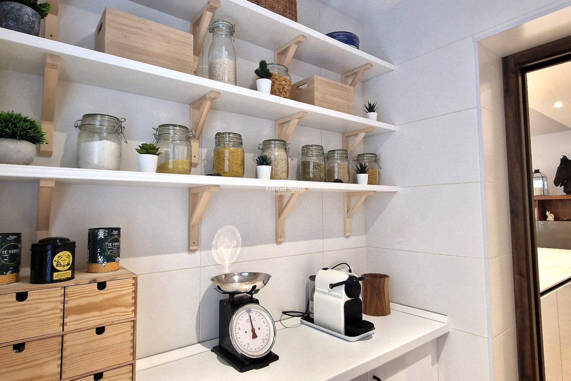 Wederverkoop - APPARTEMENT -
ALGORFA - Inland