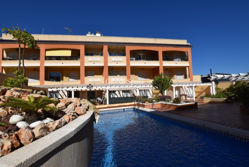 Wederverkoop - APPARTEMENT -
ALGORFA - Inland