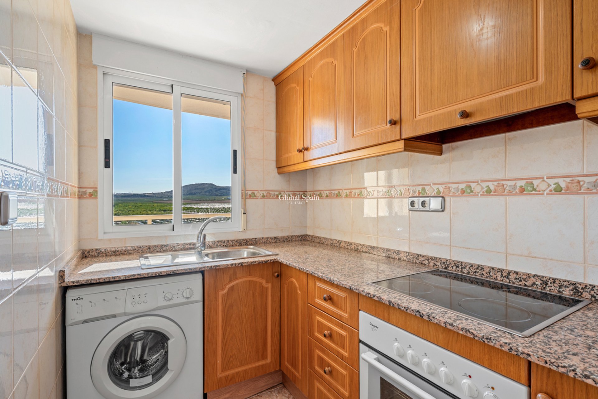 Wederverkoop - APPARTEMENT -
ALGORFA - Inland