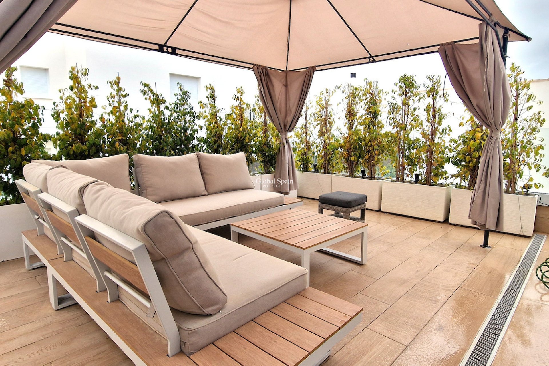 Wederverkoop - APPARTEMENT -
ALGORFA - Inland