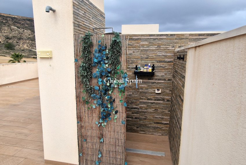 Wederverkoop - APPARTEMENT -
ALGORFA - Inland