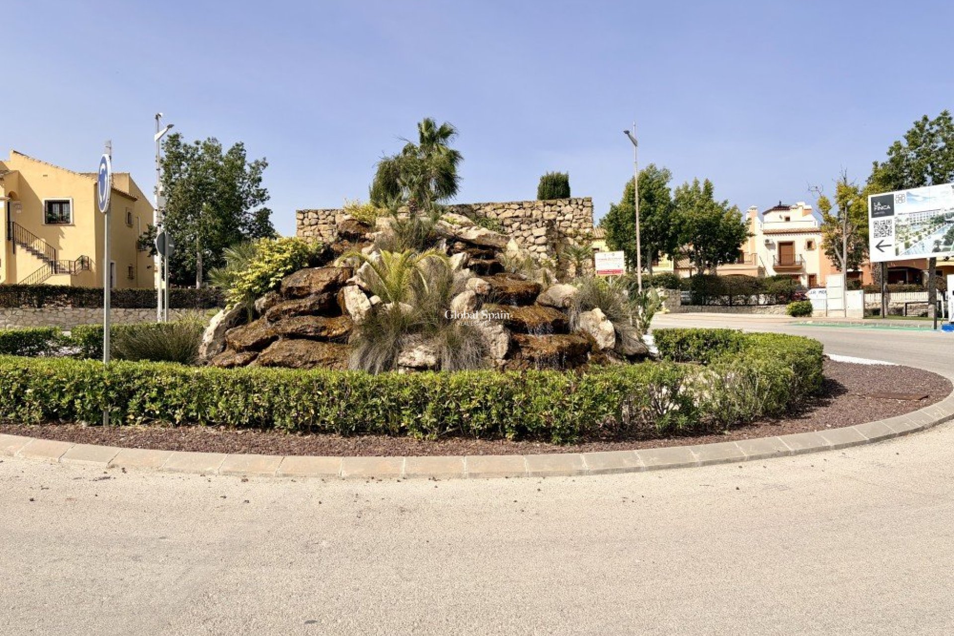 Wederverkoop - APPARTEMENT -
ALGORFA - Inland