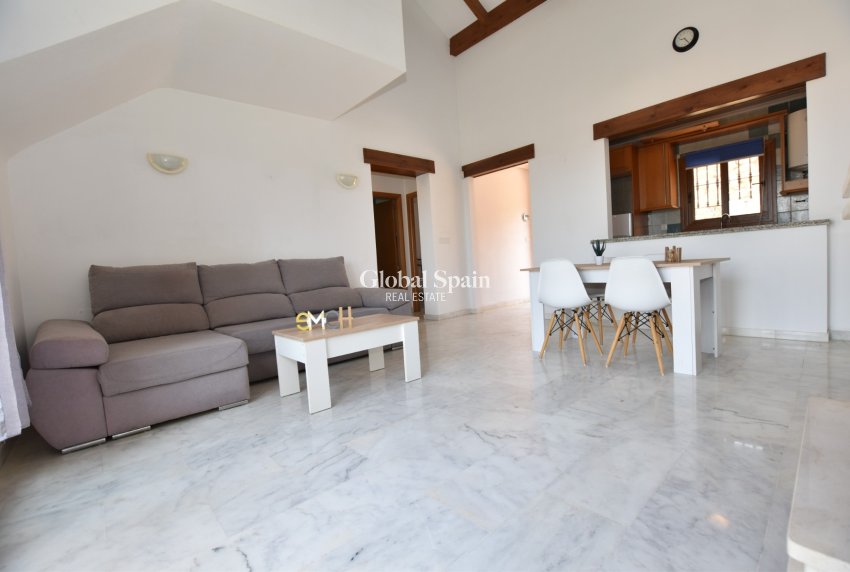 Wederverkoop - APPARTEMENT -
ALGORFA - Inland