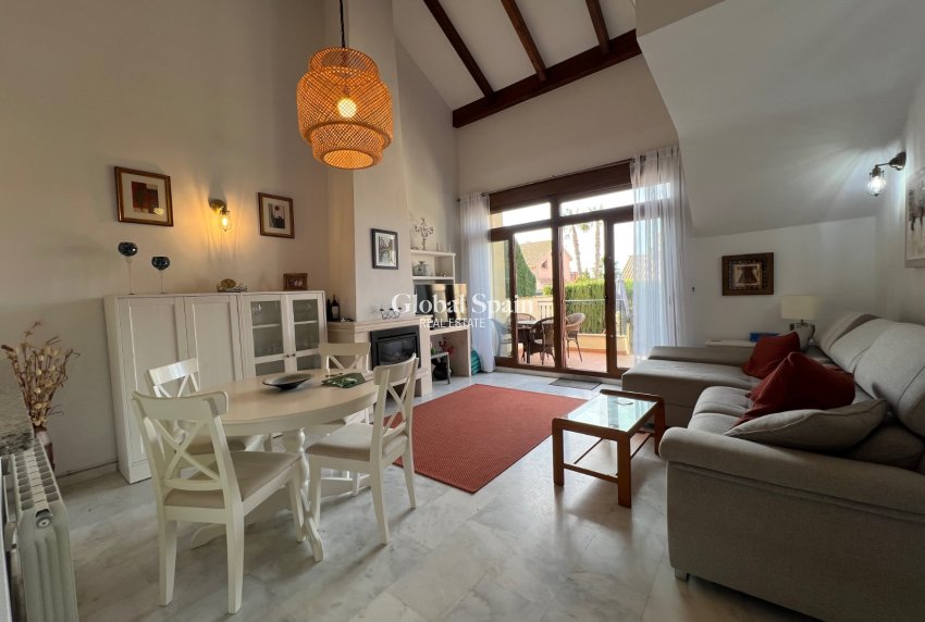 Wederverkoop - APPARTEMENT -
ALGORFA - Inland