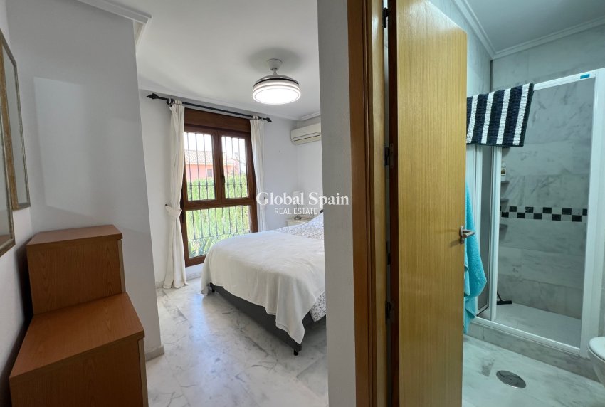 Wederverkoop - APPARTEMENT -
ALGORFA - Inland