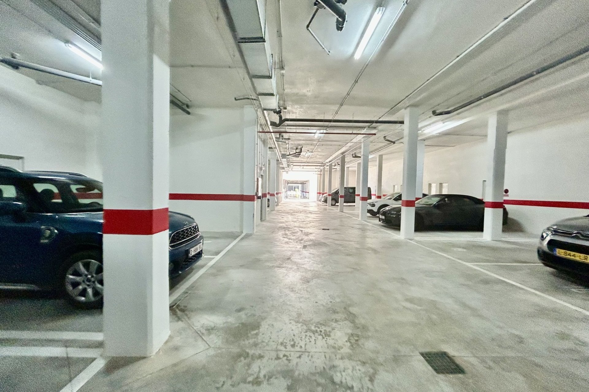 Wederverkoop - APPARTEMENT -
ALGORFA - Inland