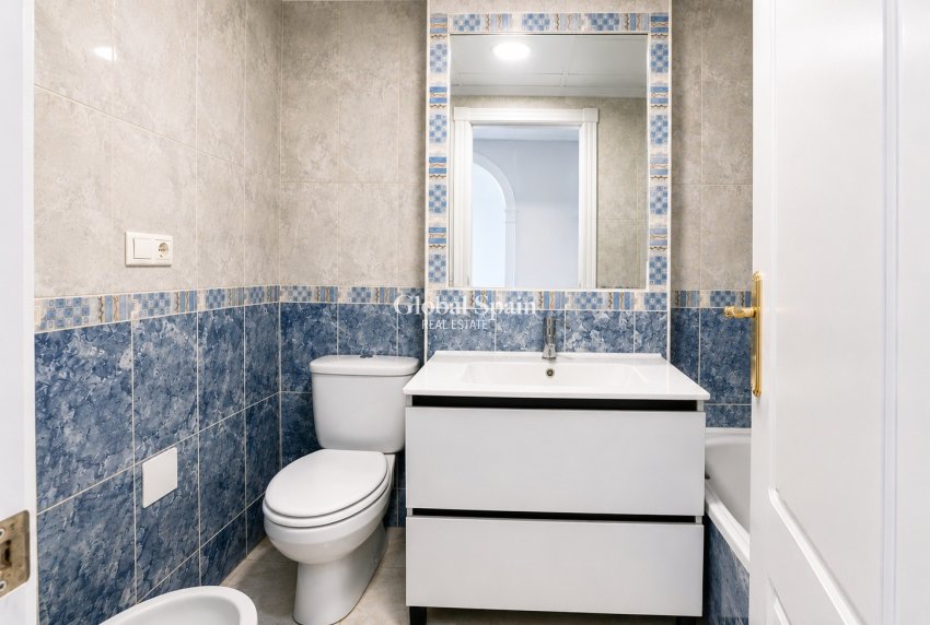 Wederverkoop - APPARTEMENT -
ALGORFA - Inland