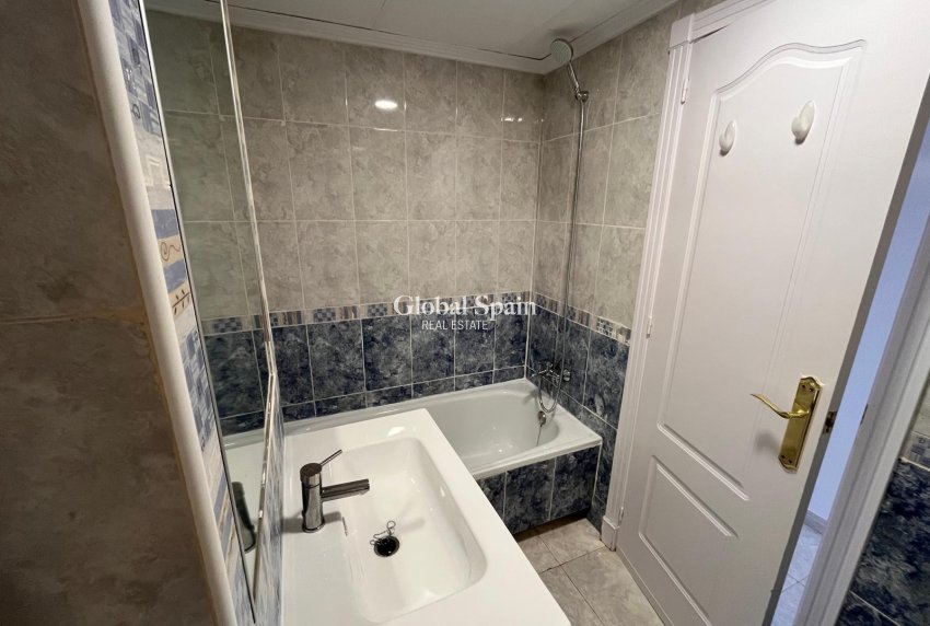 Wederverkoop - APPARTEMENT -
ALGORFA - Inland