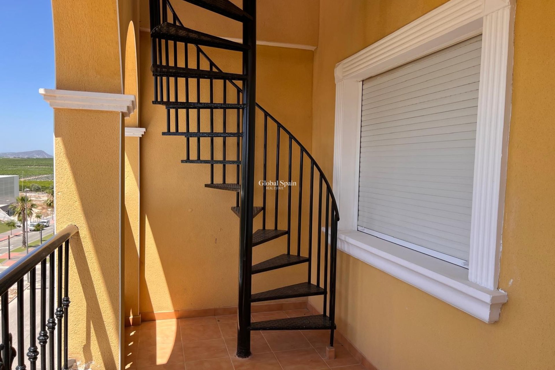 Wederverkoop - APPARTEMENT -
ALGORFA - Inland