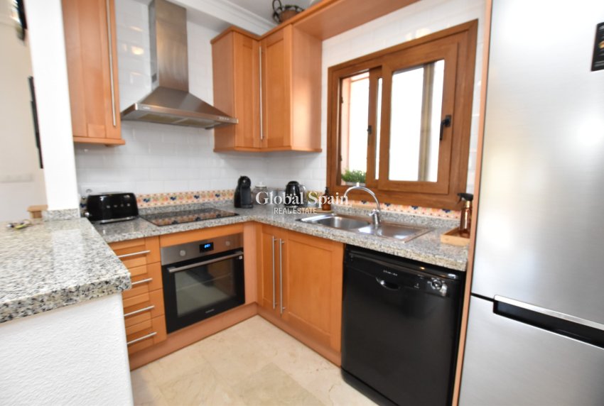 Wederverkoop - APPARTEMENT -
ALGORFA - Inland