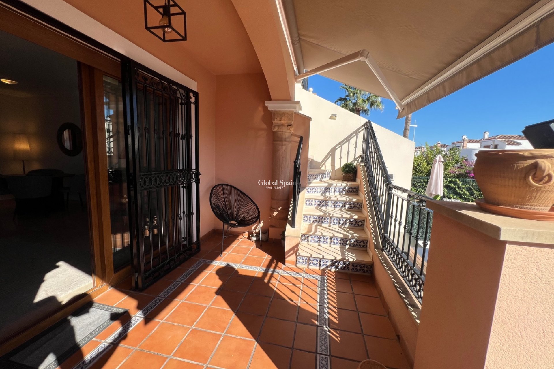 Wederverkoop - APPARTEMENT -
ALGORFA - Inland