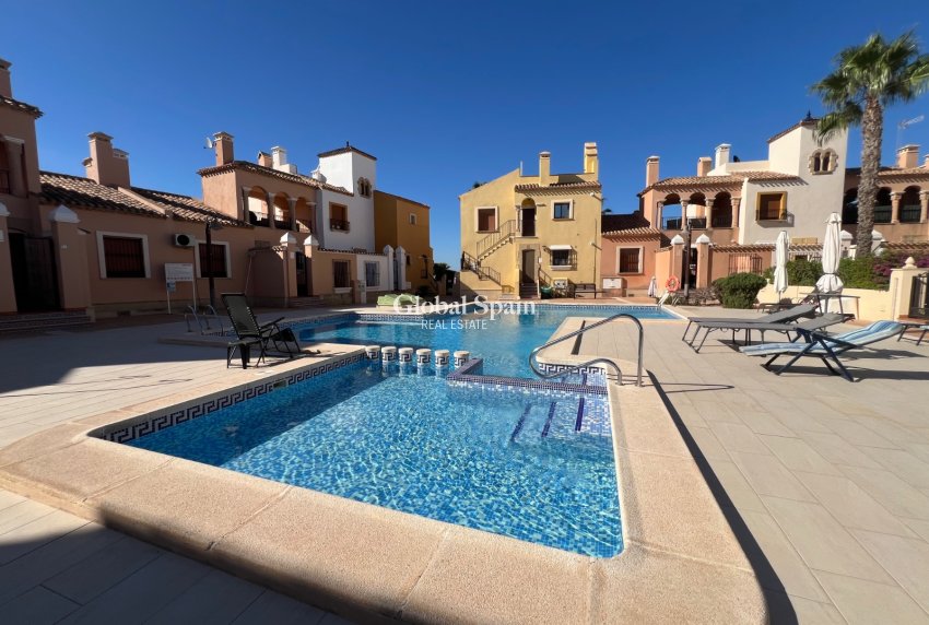 Wederverkoop - APPARTEMENT -
ALGORFA - Inland