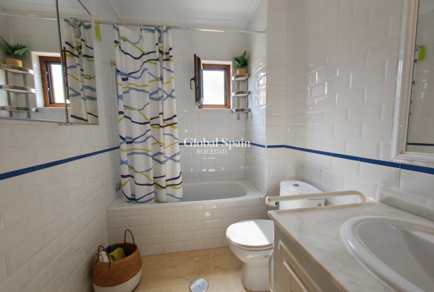 Wederverkoop - APPARTEMENT -
ALGORFA - Inland