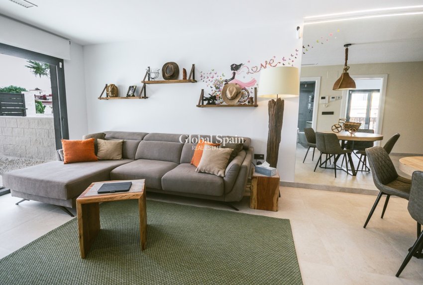 Wederverkoop - Appartement -
ALGORFA - Lo Crispin