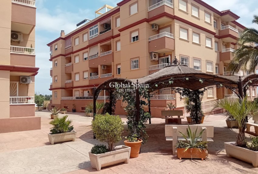 Wederverkoop - Appartement -
ALGORFA