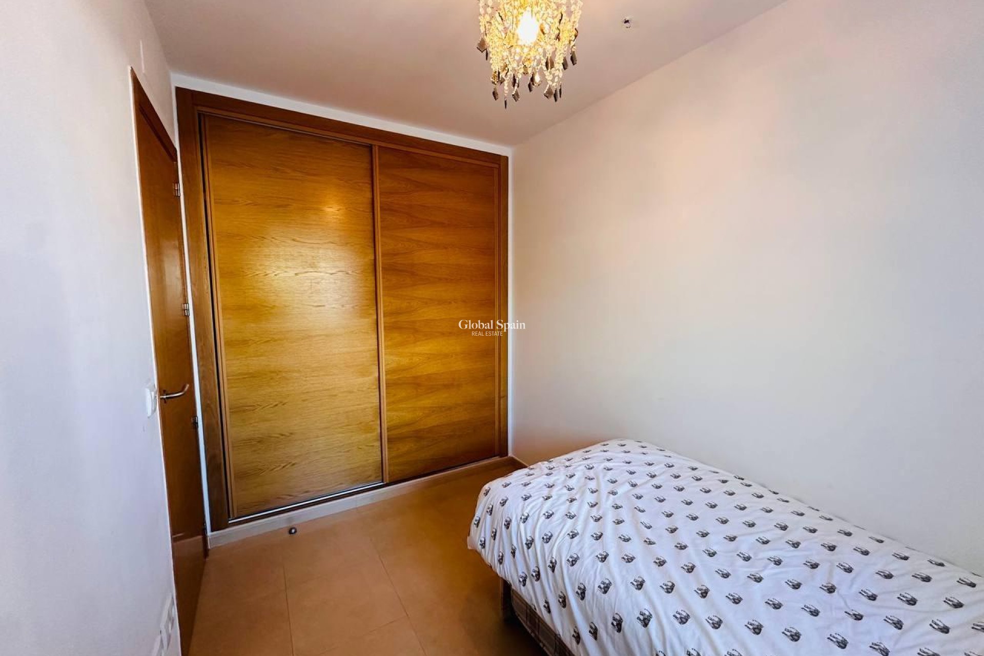Wederverkoop - APPARTEMENT -
ALHAMA DE MURCIA