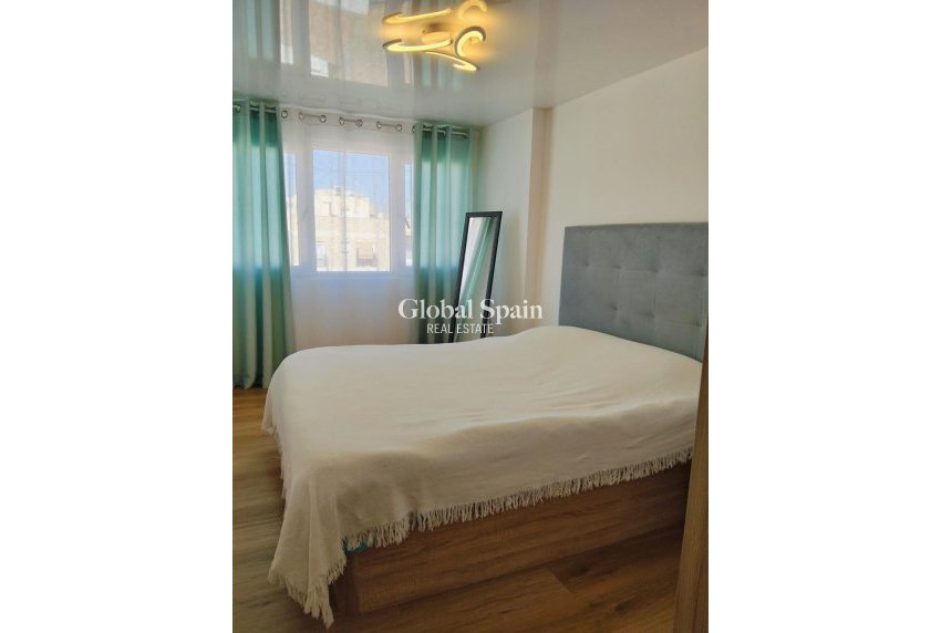 Wederverkoop - APPARTEMENT -
ALICANTE - Altozano