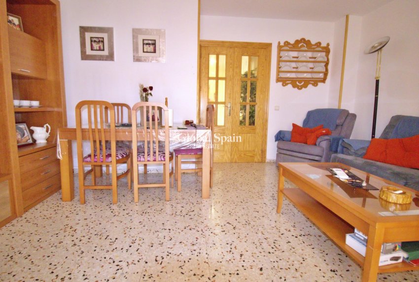 Wederverkoop - APPARTEMENT -
ALICANTE - BENALÚA