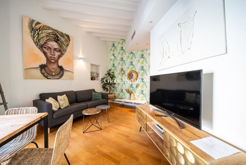 Wederverkoop - APPARTEMENT -
ALICANTE - Centro