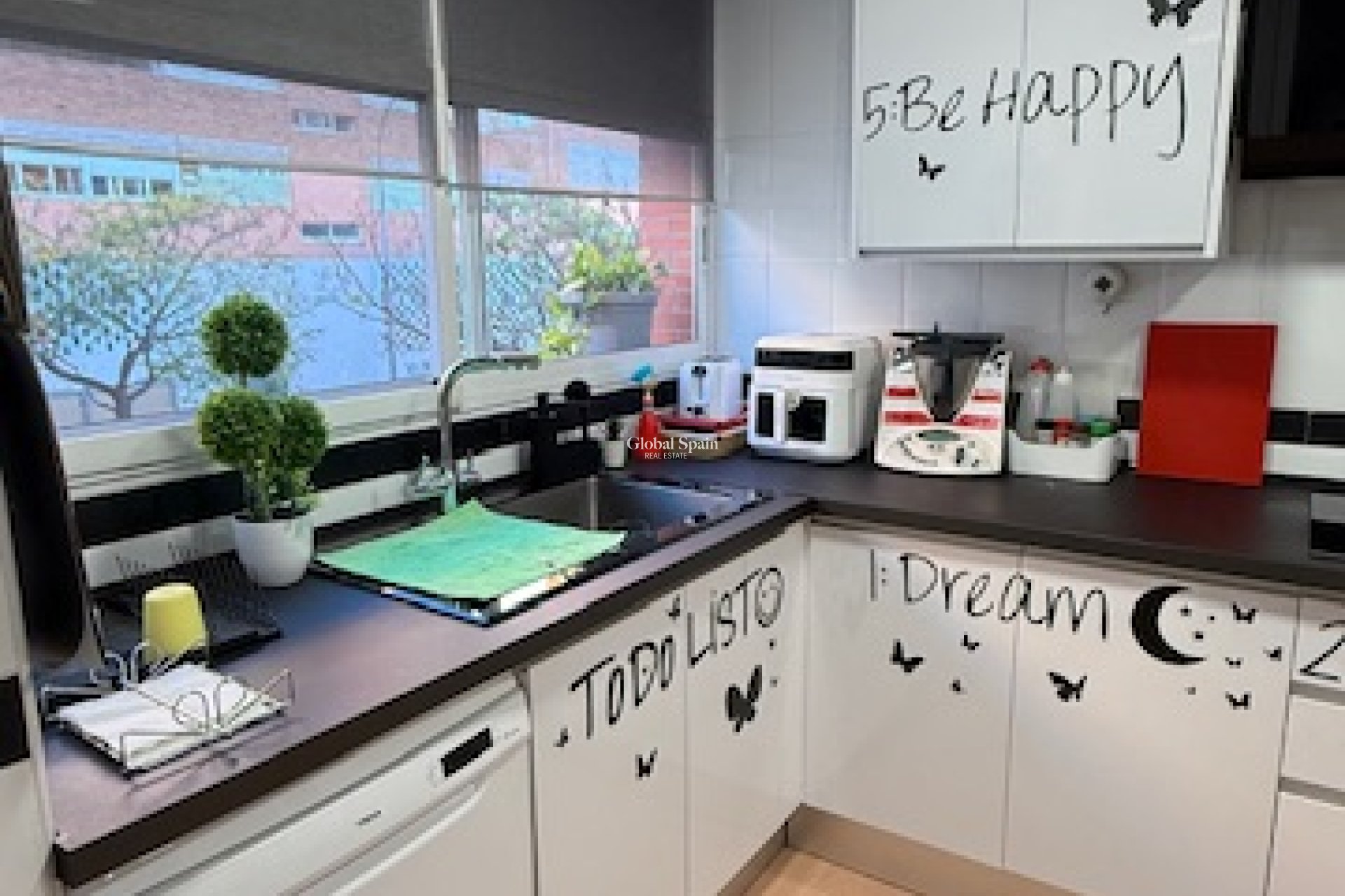 Wederverkoop - APPARTEMENT -
ALICANTE - Costa Blanca