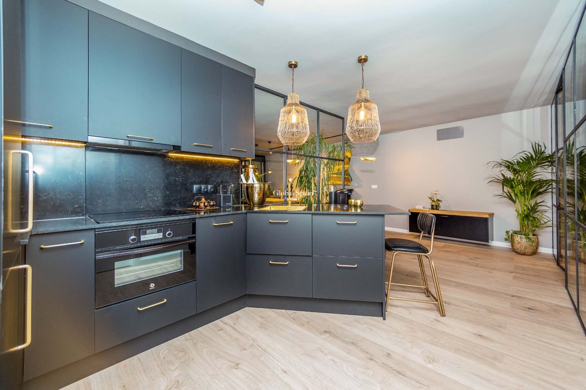 Wederverkoop - APPARTEMENT -
ALICANTE - Costa Blanca