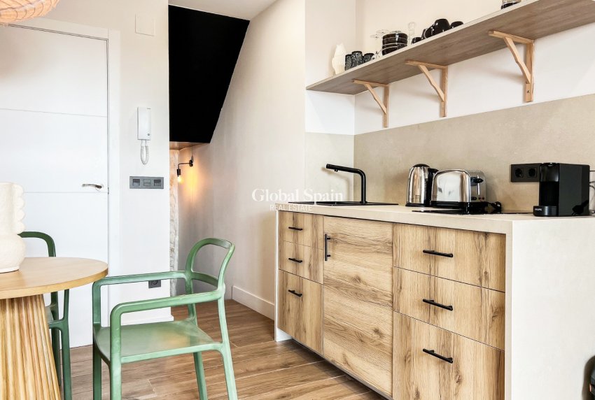 Wederverkoop - APPARTEMENT -
ALICANTE - Costa Blanca