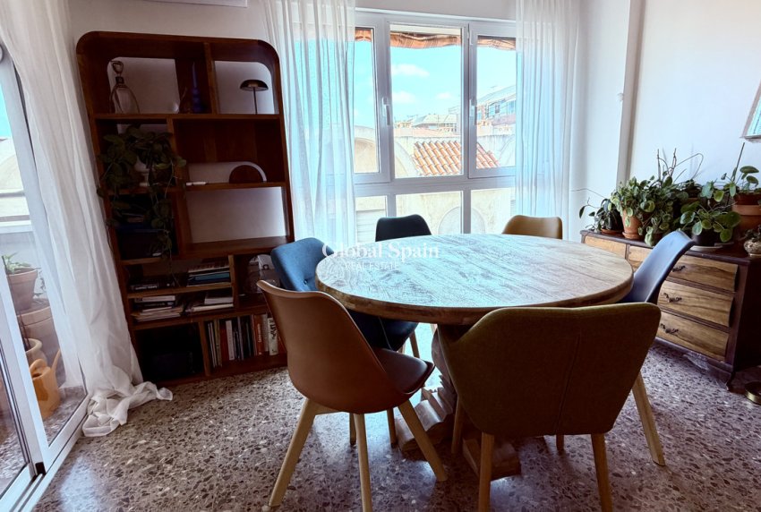 Wederverkoop - APPARTEMENT -
ALICANTE - Costa Blanca