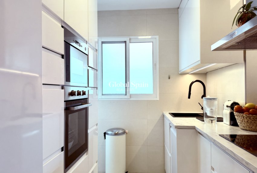 Wederverkoop - APPARTEMENT -
ALICANTE - Costa Blanca